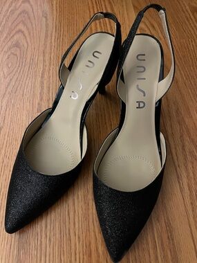 Unisa Black Pointed-Toe Slingback Heels
